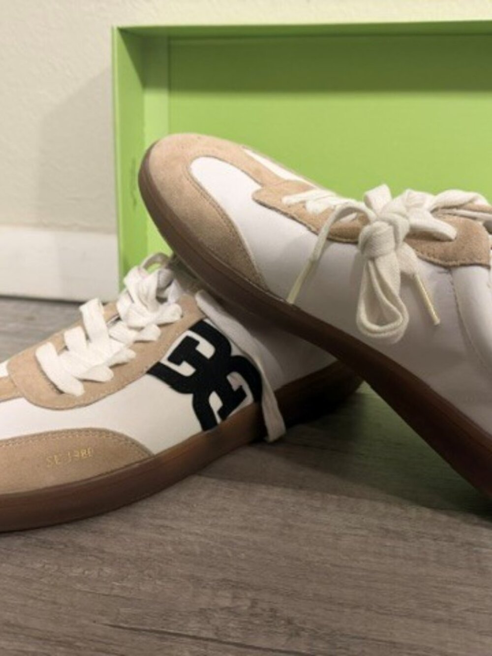 NEW Sam Edelman Women's Langley Lace-Up Sneakers - Picture 9 of 9